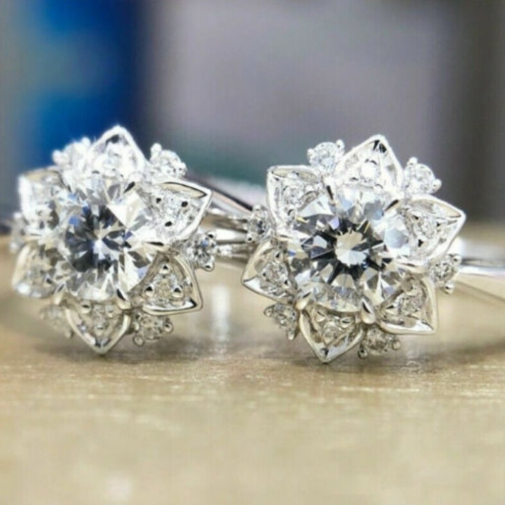 *New Halo Diamond White Sapphire Ring - Picture 4 of 5
